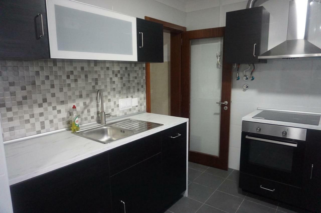 Room In Queluz 11 Minutes From Lisbon מראה חיצוני תמונה